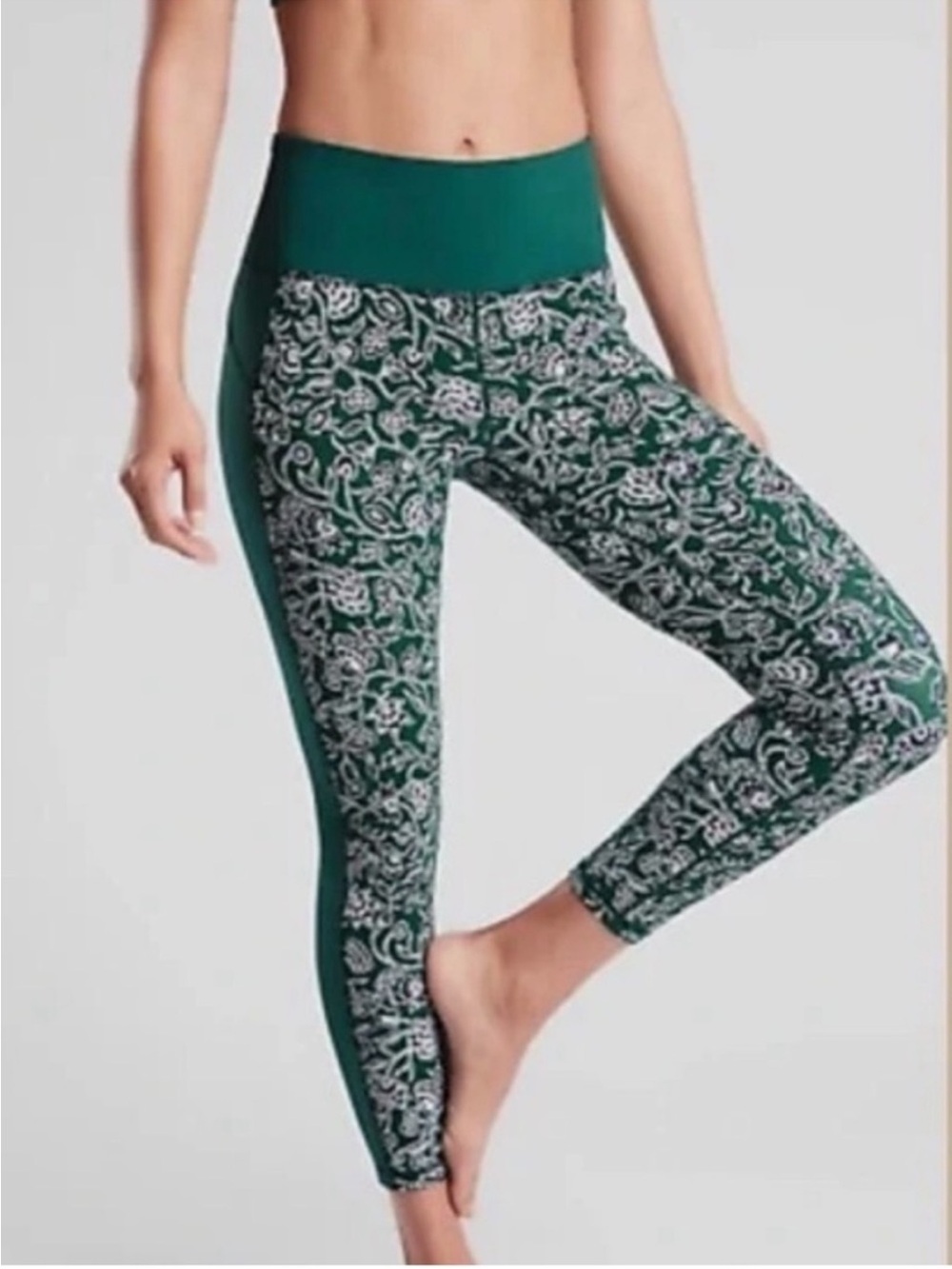 Athleta Affirmation Kamal Green and White Floral
Leggings Size XXS